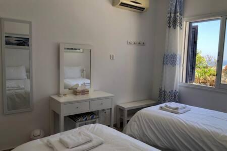 Kings Palace - Superb 2 Bed Ground Floor Apartment Paphos Exterior photo